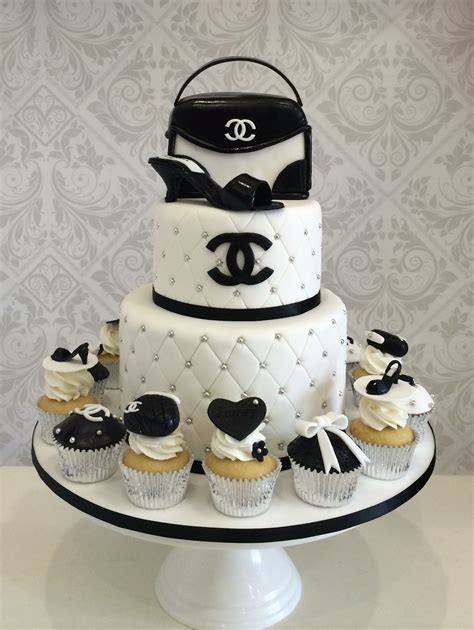 chanel cupcakes pink|chanel birthday cake images.